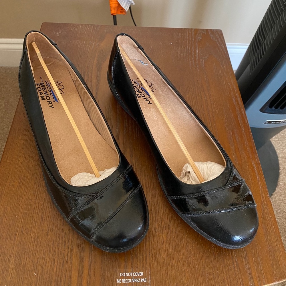 Life Stride women’s shoes